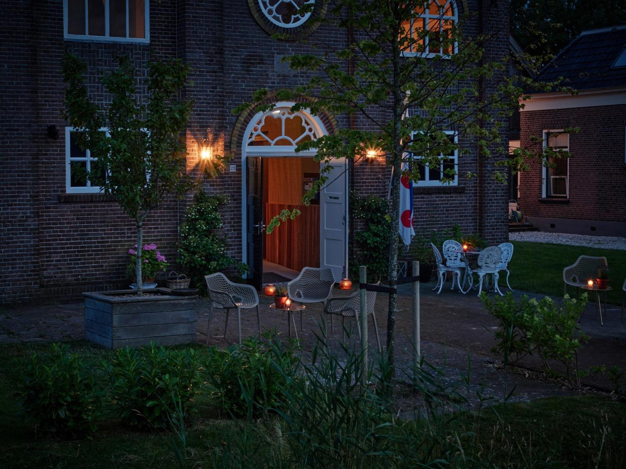 B&B De Pastorie Bij Dokkum Reitsum Exterior foto