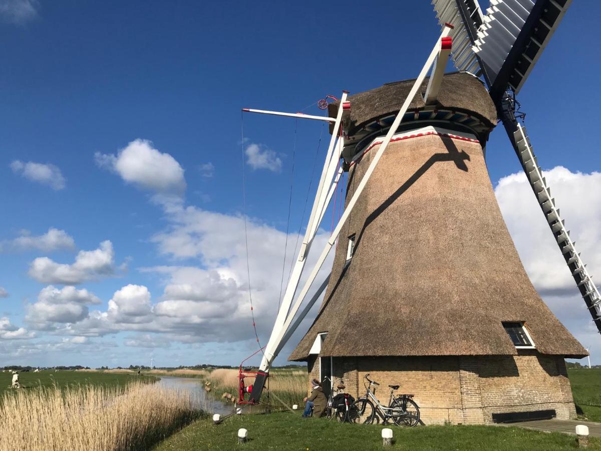 B&B De Pastorie Bij Dokkum Reitsum Exterior foto